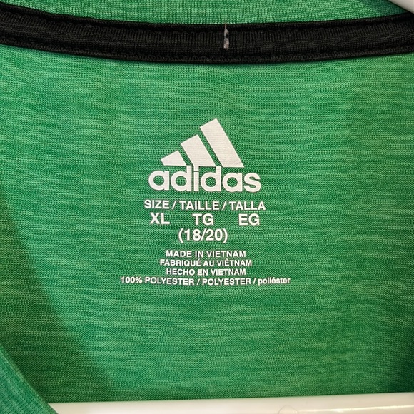2 boys XL (18/20) Adidas short sleeve shirts - Picture 4 of 6